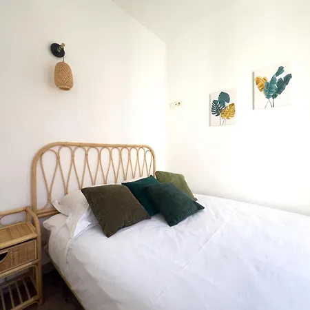 Apartment Calme Et Avec Balcon Ensoleille