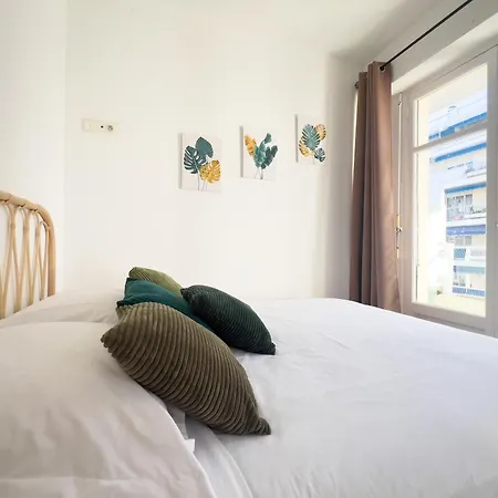 דירה Calme Et Avec Balcon Ensoleille לה קאנה